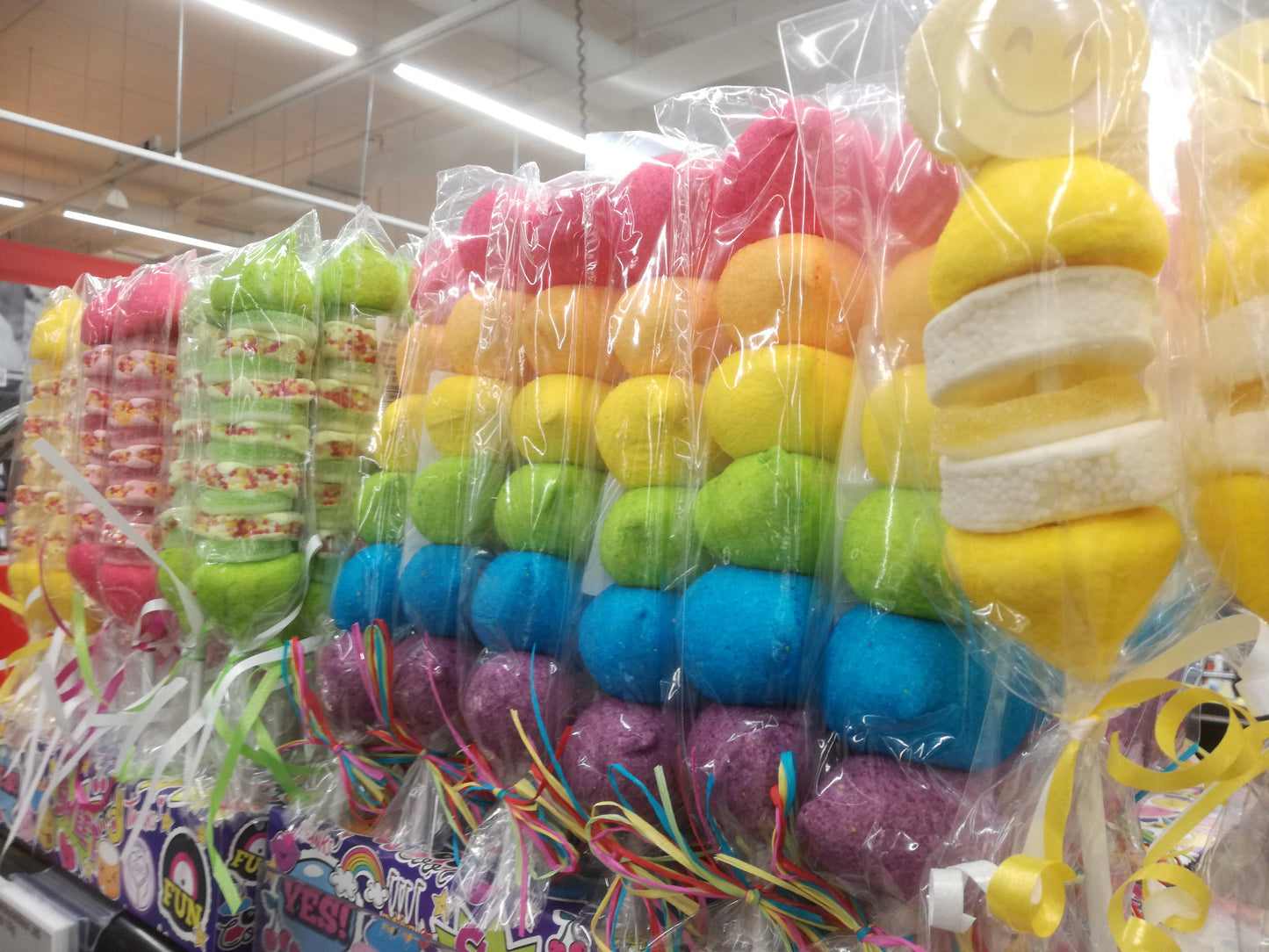 Vaahtokarkkitikkari Sateenkaari 50g